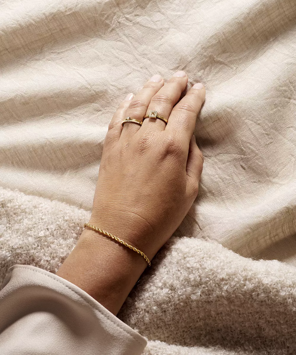 Gold Titanium Twist Bracelet 2.5mm